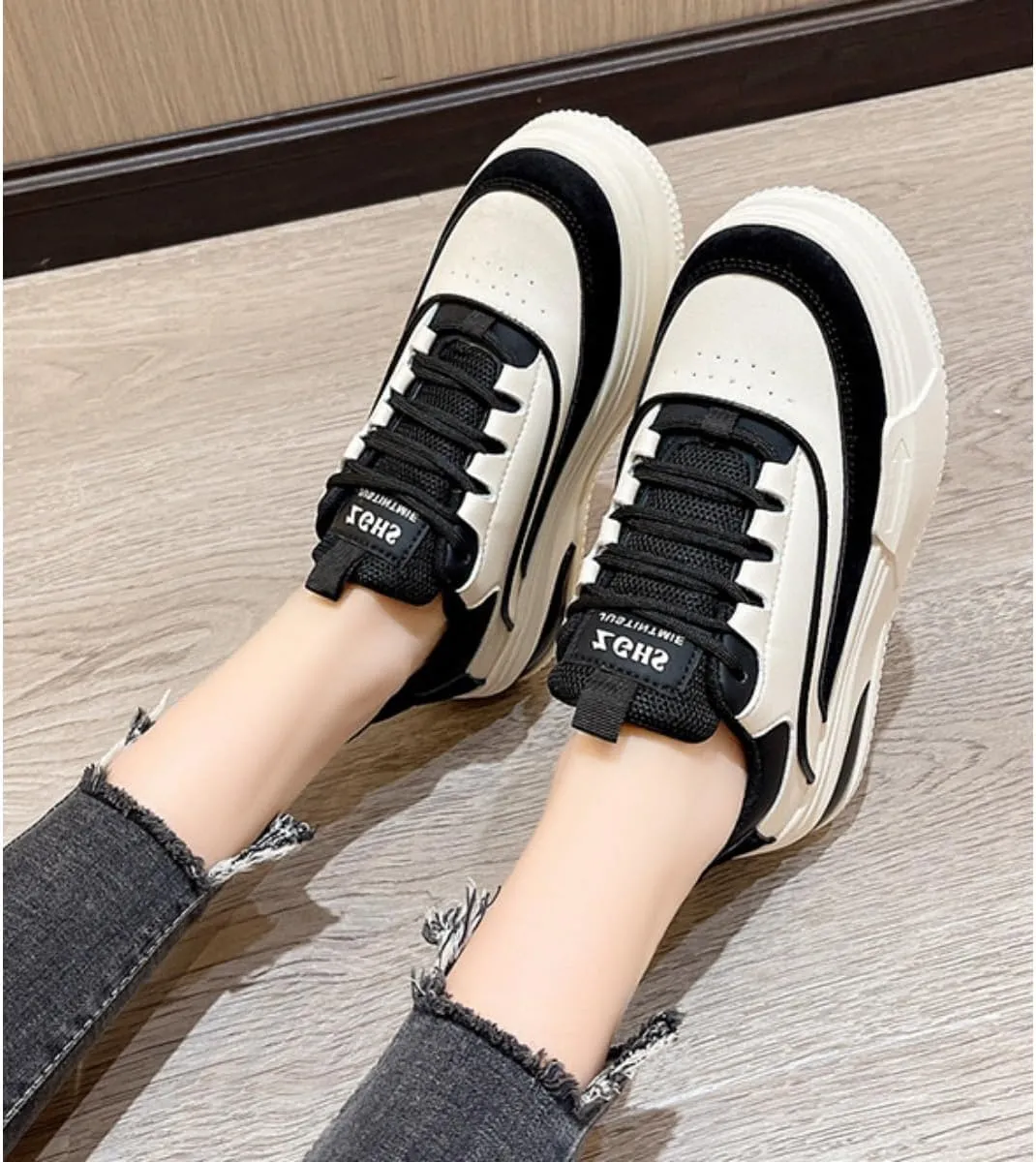 Bold Chunky Trendy Sneakers for Women – Retro Color Block Kicks with All-Day Comfort – Elevate Your Casual Style in Red, Black, or Beige
