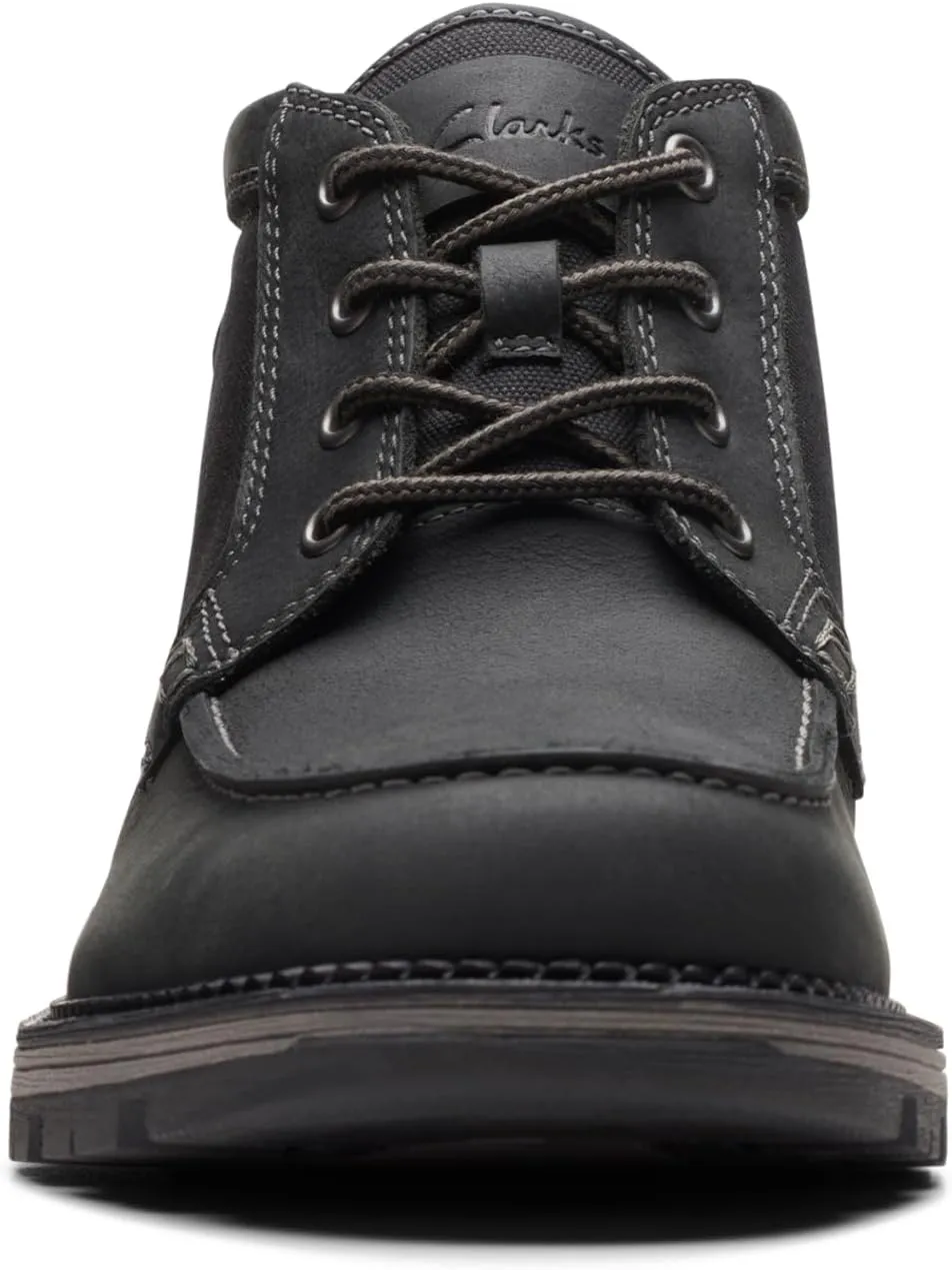 Clarks Mens MAPLEWALK MOC Padded Insole Leather Chukka Boots