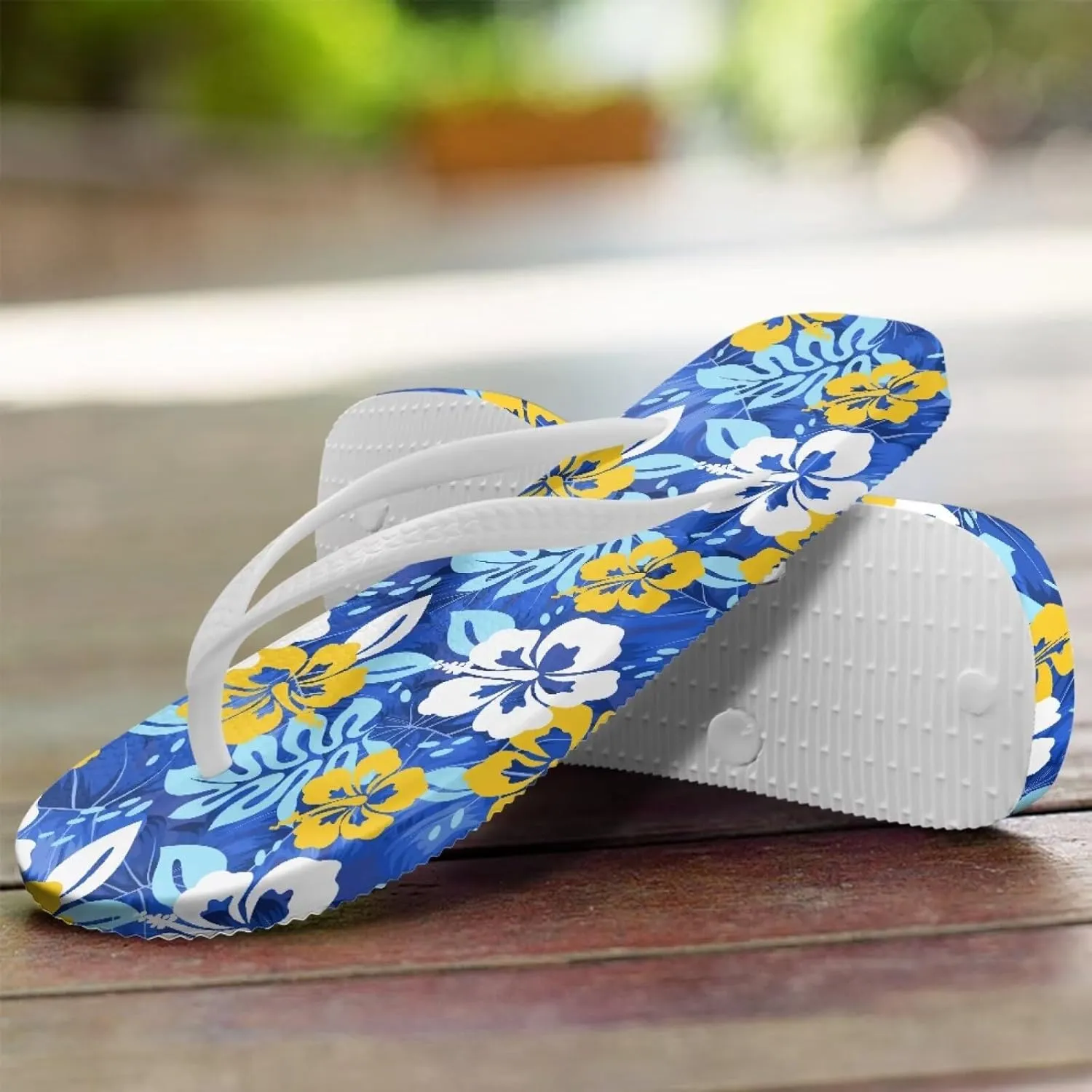 Creative Tropical Floral Print Women Flip Flops Lightweight Shower Slippers Stylish Casual Beach Sandals Summer Vacation