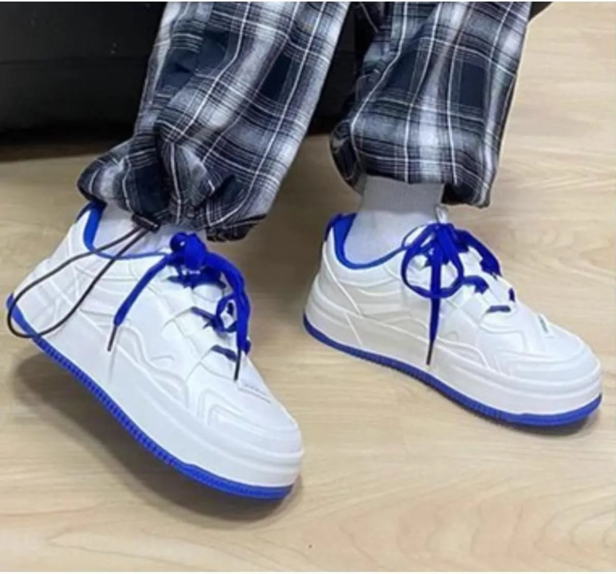 Cute Cloud Kicks Fashion Sneakers for Women and Teen Girls | Trendy White Platform Shoes with Pink/Blue Accent | Korean Style Streetwear