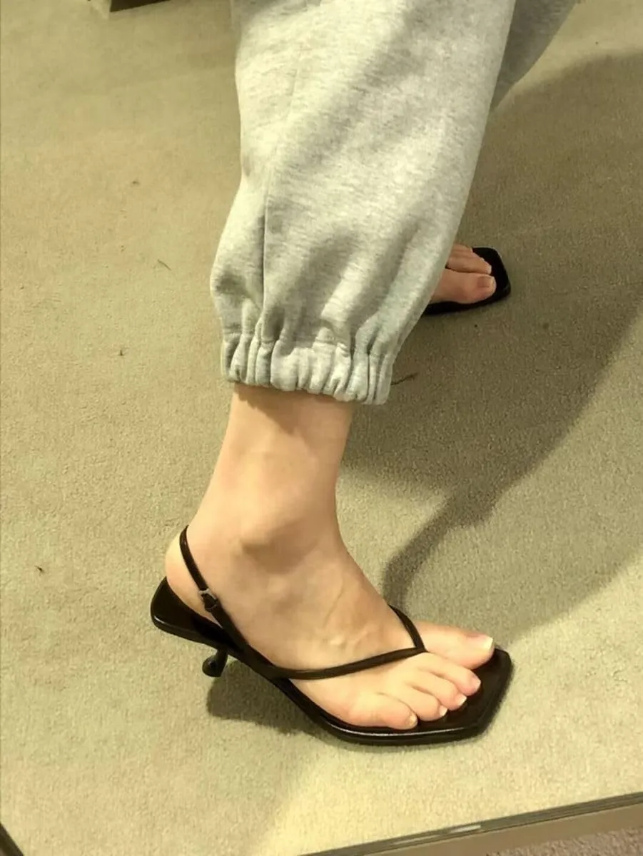 Flip Flop Kitten Heels Tabi Sandals Business Office Slides Slip on Women with Back Strap - Retro Cute Causal Comfortable Walking Trendy Lightweight Running Beach Travel Cruise Vacation Birthday Gifts