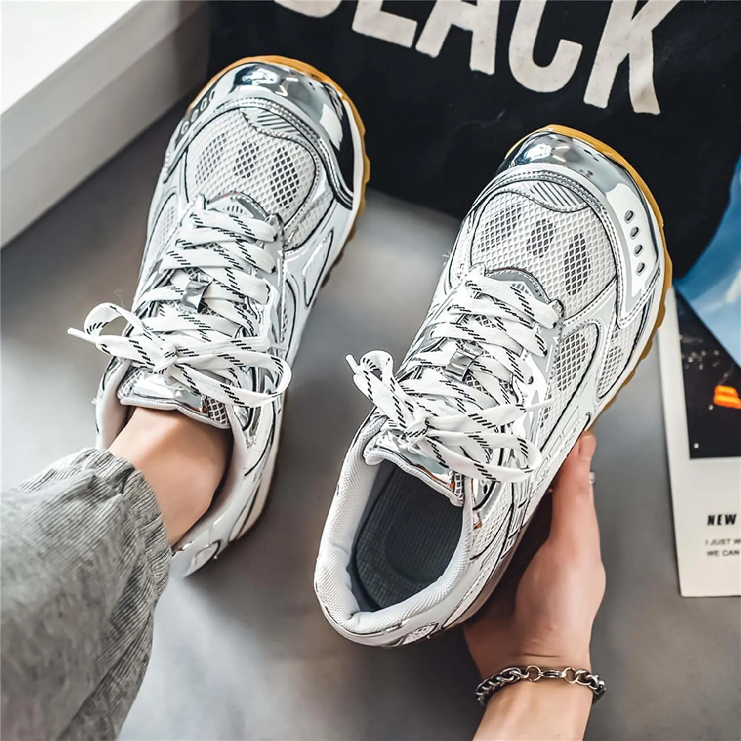 Men's Breathable Running Shoes Anti Slip Fitness Casual Sports Basketball Tennis Fashionable Cross Training Shoes Silver