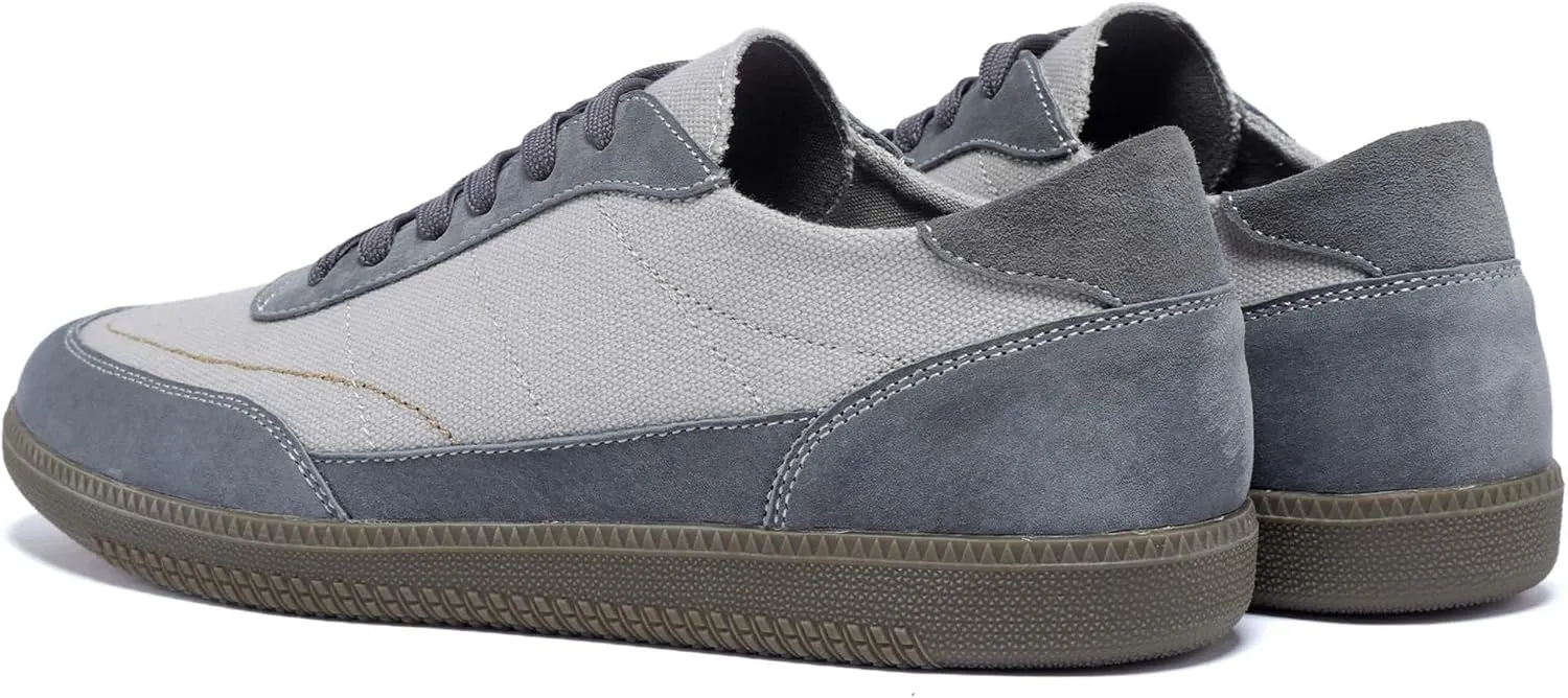 Men's Fashion Sneakers Breathable Wide Toe Casual Low Top Walking Shoes Classic Lace Up Non-Slip Tennis Running Shoes Multifunctional Trainers Retro Casual Flat Shoes