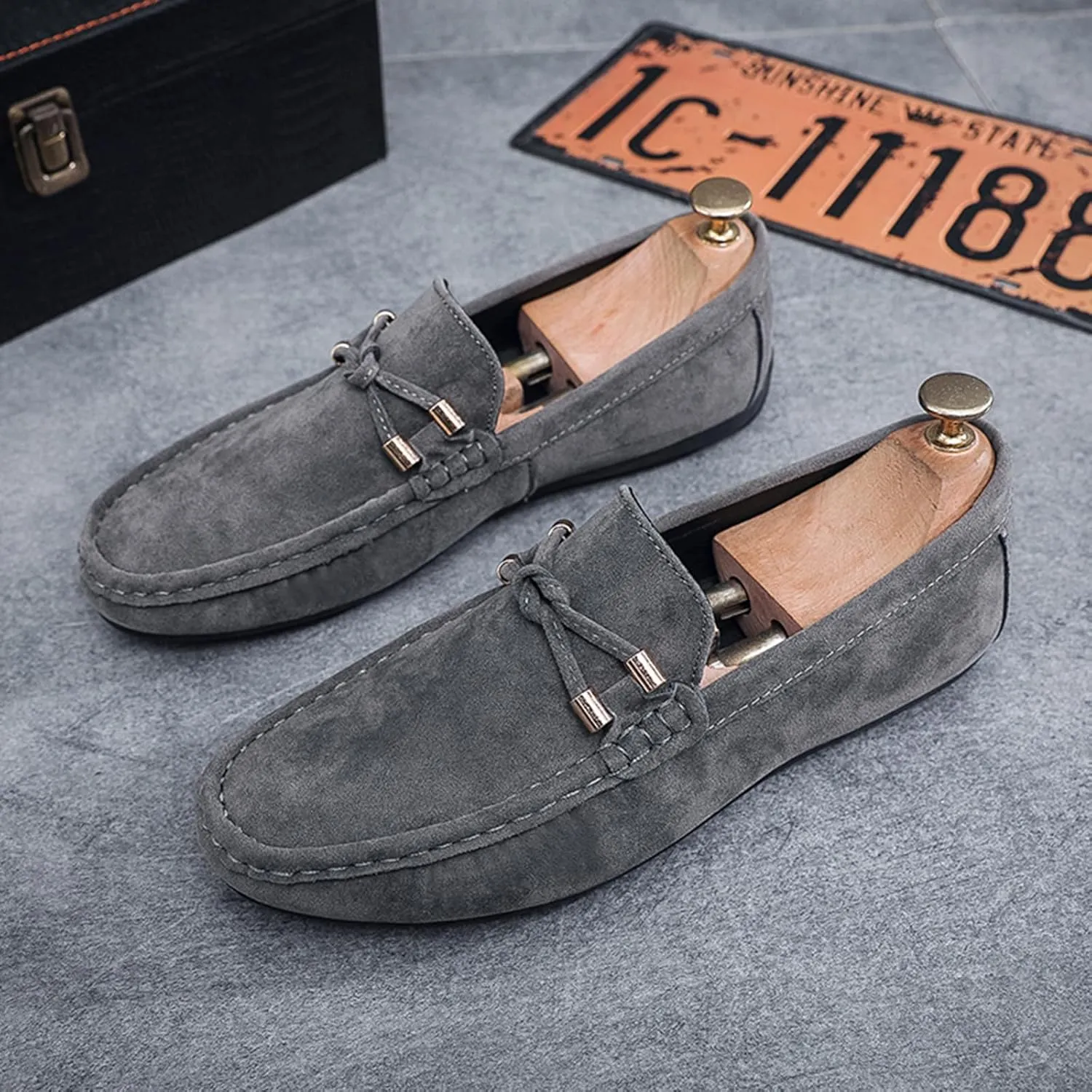 Men's Suede Leather Moccasins Penny Loafers Casual Round Toe Slip On Gommino Flat Driving Shoes Lightweight Comfort Dress Boat Shoes