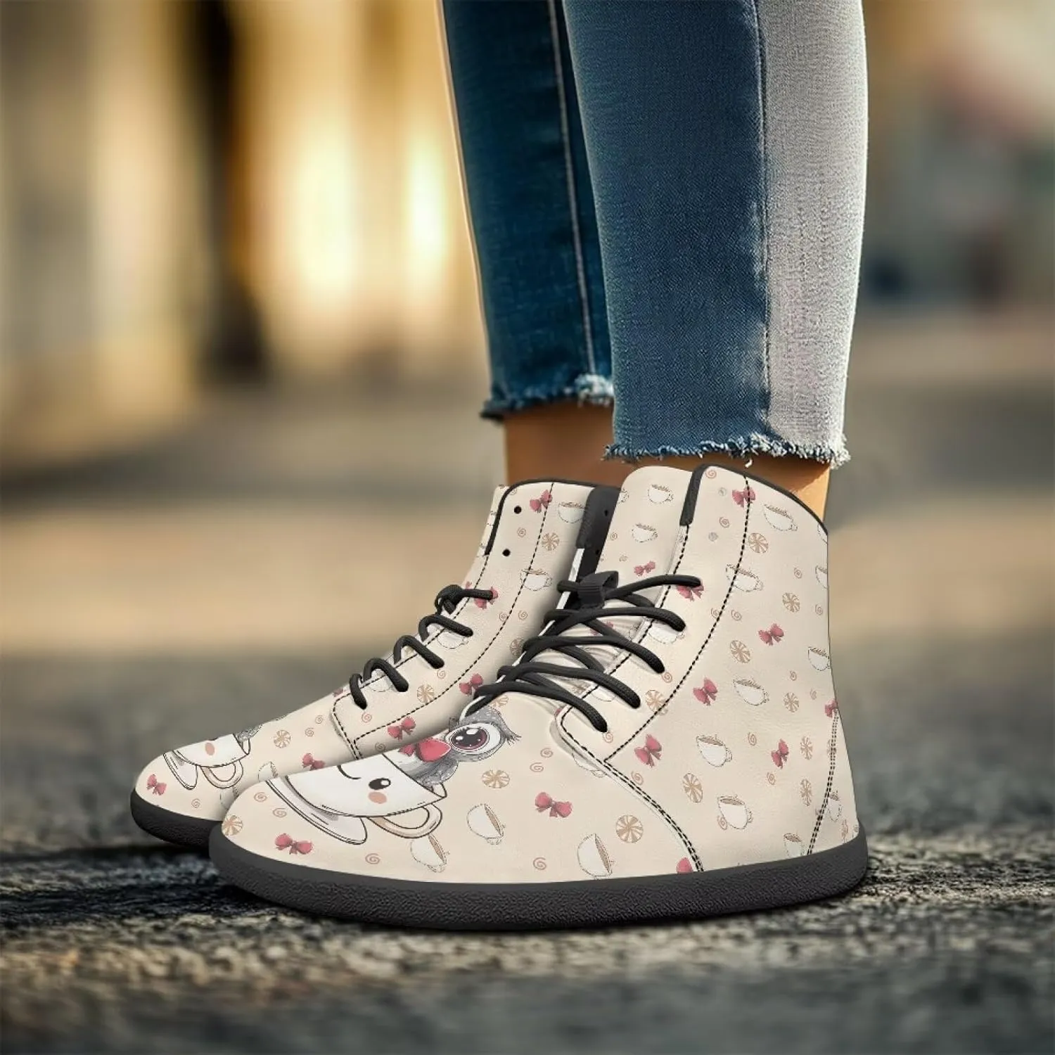 Women's High Top Sneakers Lace Up PU Leather Shoes with Flat Soles and Bandage, Fashionable Walking Shoes