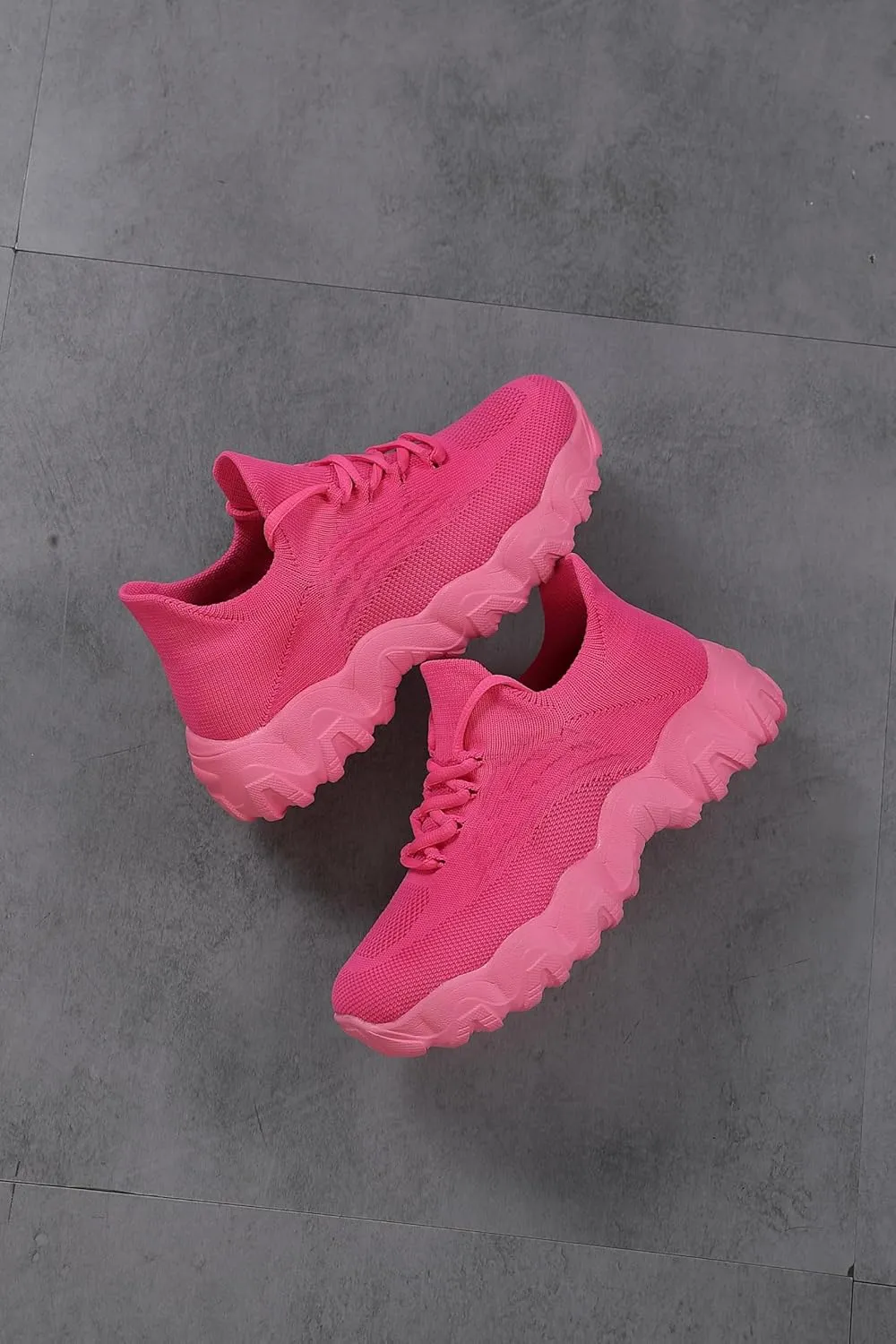 Women's Mesh Lace Lightweight Low-Cut Sneakers, Casual Tennis Shoes, Non-Slip, Fashionable Knitted Socks Shoes are Comfortable and Breathable