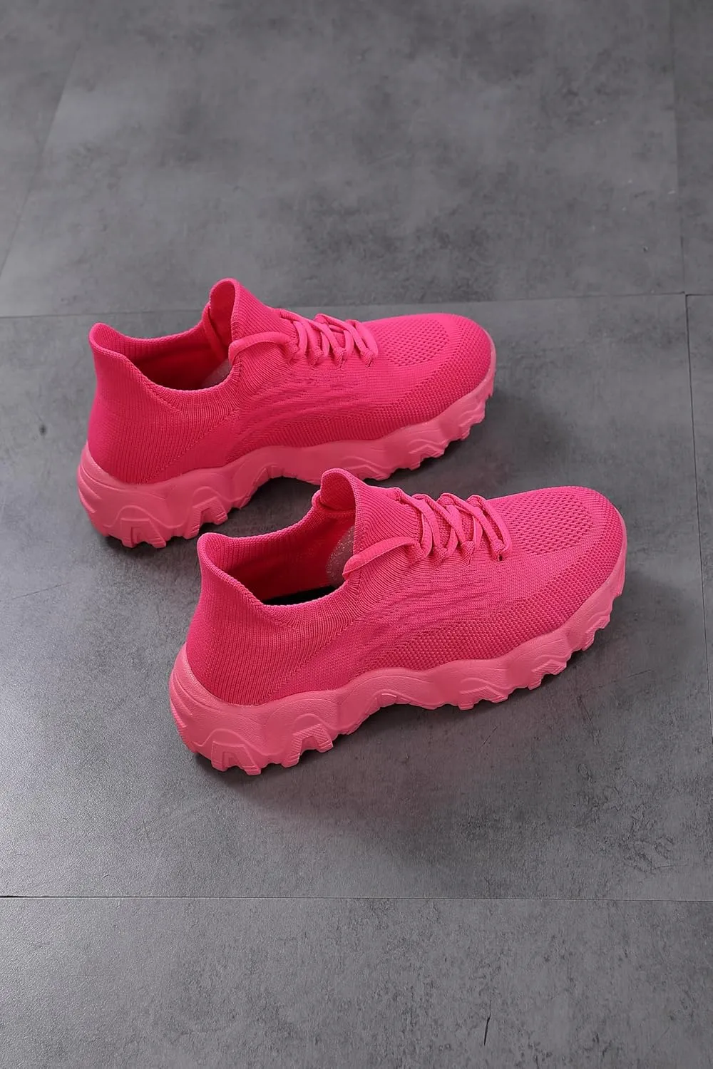 Women's Mesh Lace Lightweight Low-Cut Sneakers, Casual Tennis Shoes, Non-Slip, Fashionable Knitted Socks Shoes are Comfortable and Breathable
