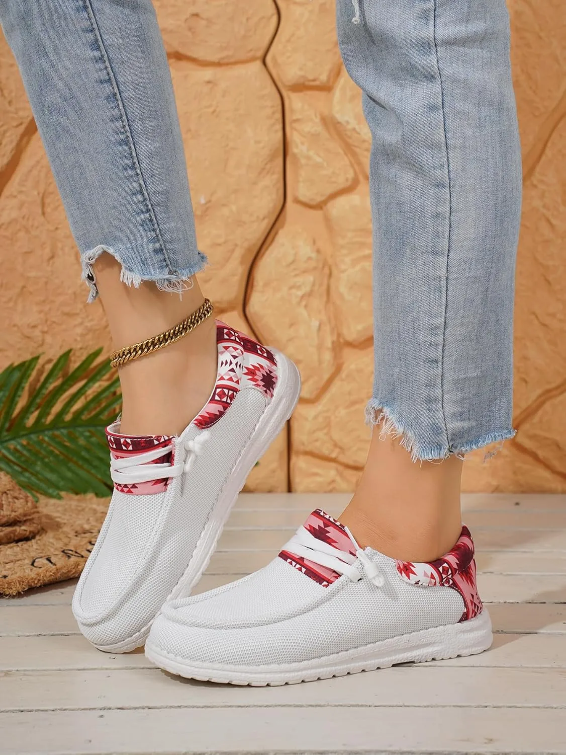 Women’s Slip-On Loafers, Geometric Pattern Casual Shoes, Lightweight Non-Slip Boat Deck Shoes with Comfortable Fit