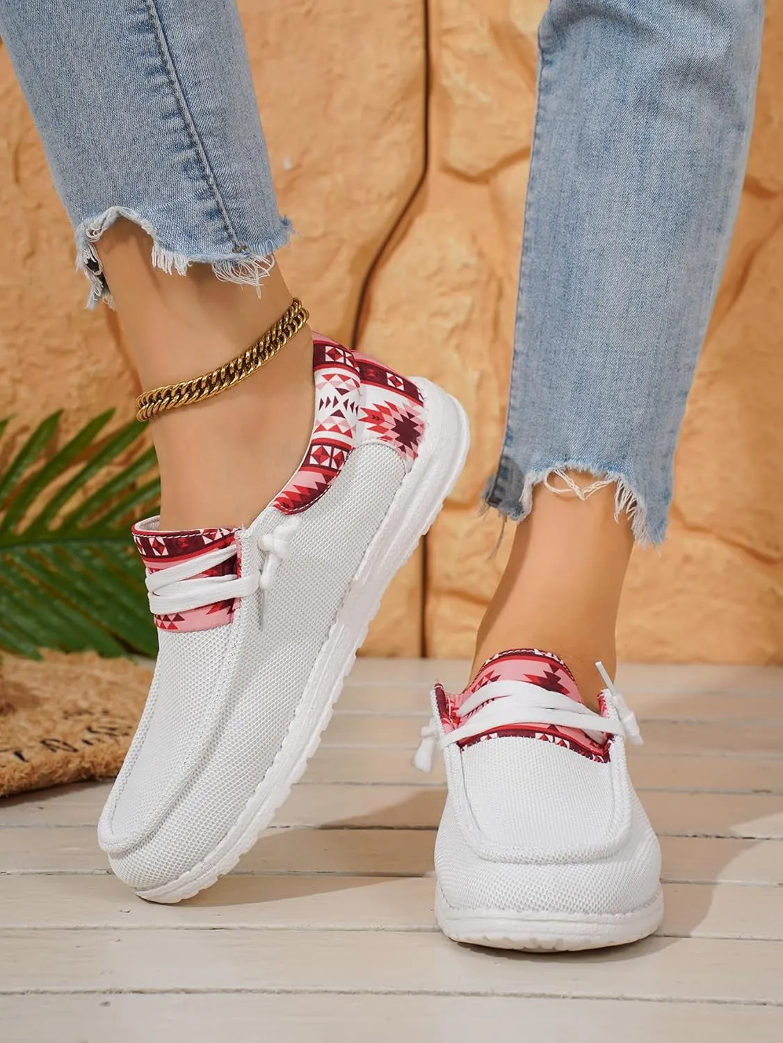 Women’s Slip-On Loafers, Geometric Pattern Casual Shoes, Lightweight Non-Slip Boat Deck Shoes with Comfortable Fit