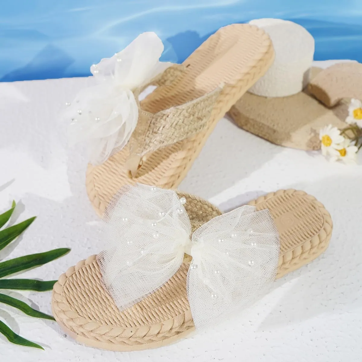 Women's Summer Woven Slide Sandals with Sweet White Mesh Bowknot Soft Slip On Clip Toe Dressy Thongs Shoes Casual Flat Sandals for Summer Vacation Daily Wear