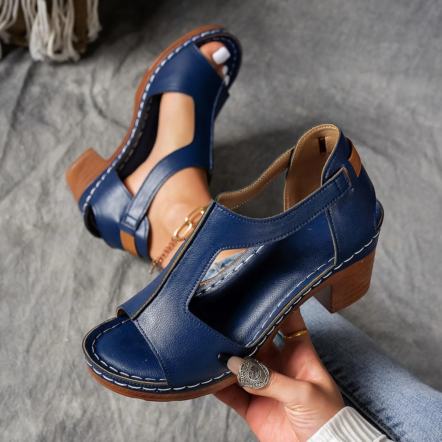 ZSpzx Chunky Heels Sandals for Women 2025 Dressy T-Strap Cutout Comfortable Block Sandal Buckle Mid Heeled Orthopedic Elastic Ladies Cushion Footbed Casual Shoes for Party Wedding Walking Vacation